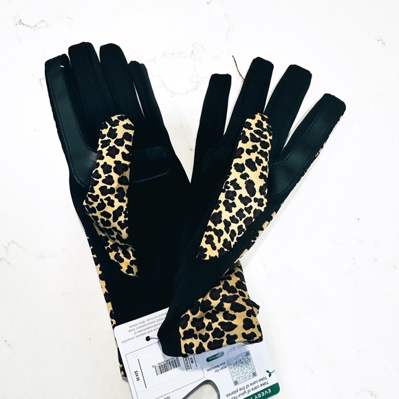 Isotoner SmartDri Eco Comfort Leopard Print Winter Gloves Women's S/M Orig $25 - Picture 2 of 5